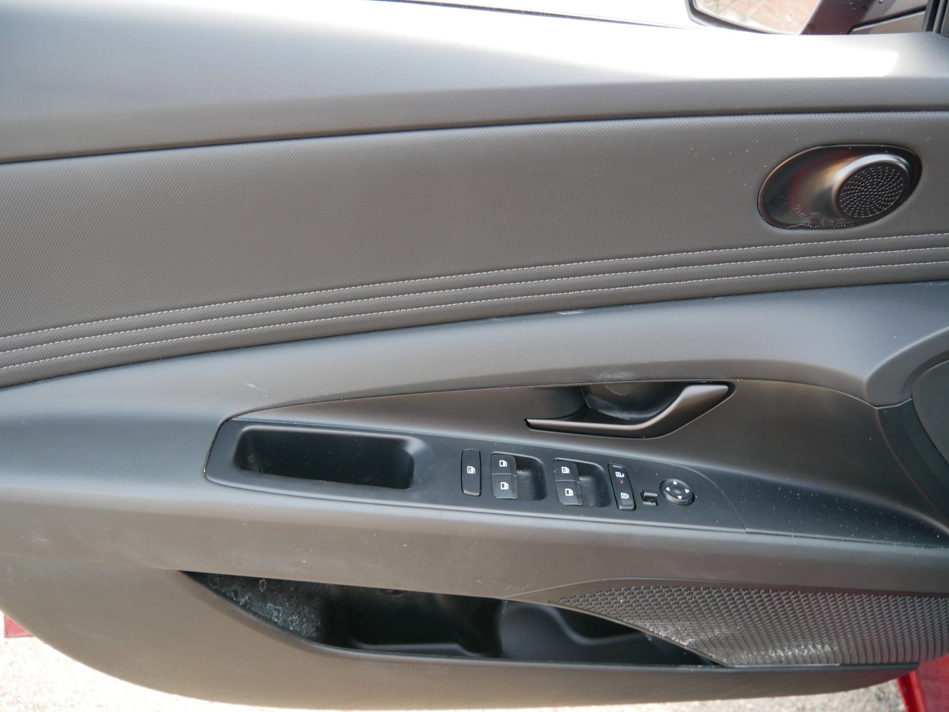 Certified 2025 Hyundai Elantra Sport FWD image 10