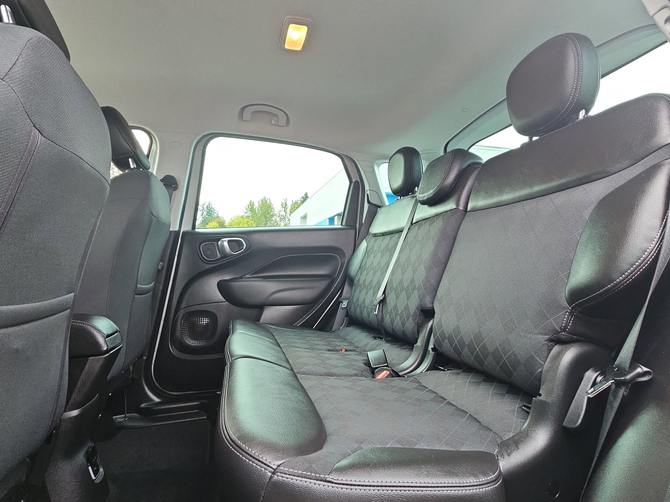 Used 2019 FIAT 500L Pop w/ Popular Equipment Group image 24