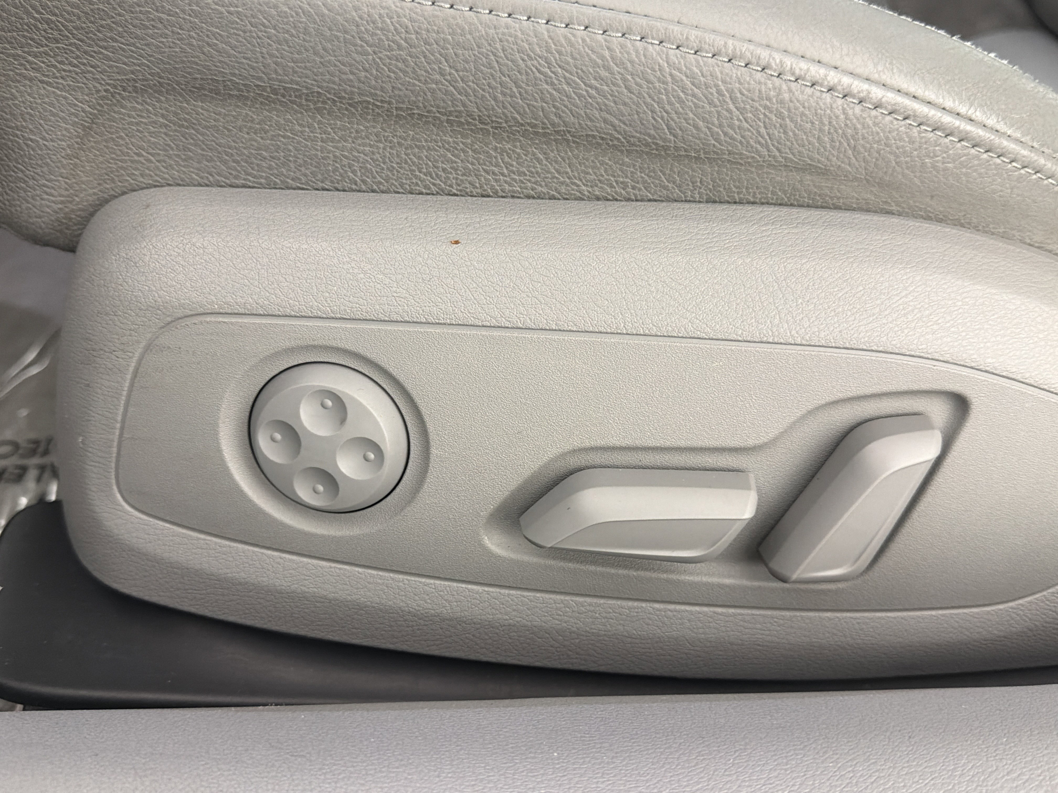 Used 2018 Audi A5 2.0T Premium Plus w/ Premium Plus image 33