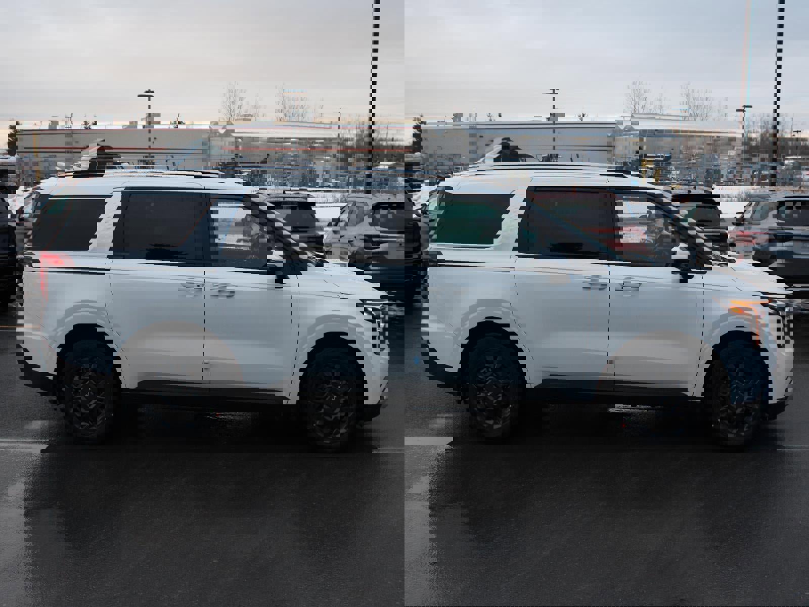 New 2026 Kia Carnival EX image 4