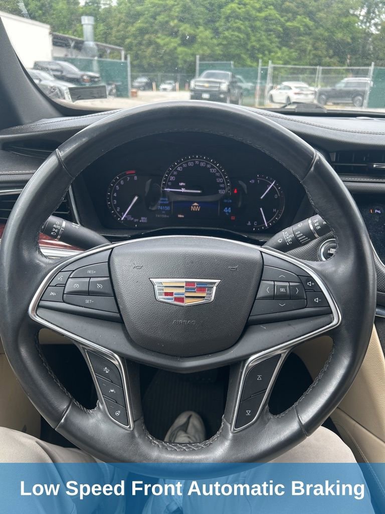 Used 2017 Cadillac XT5 Luxury w/ Driver Awareness Package image 19