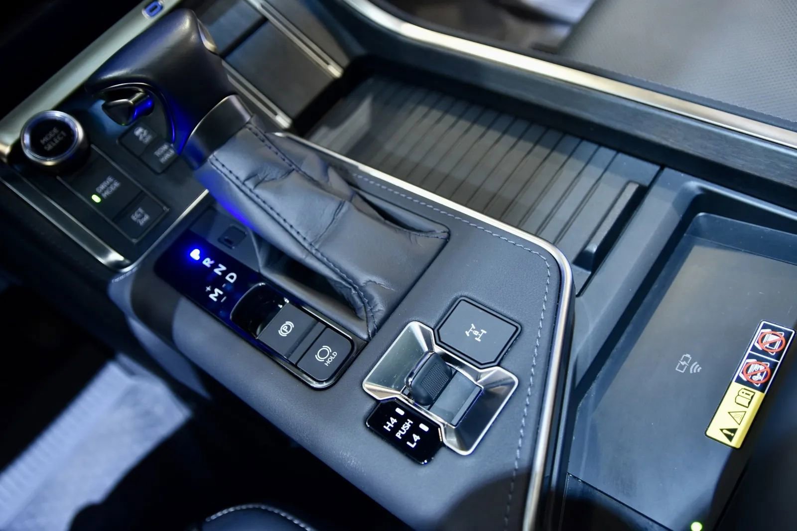 Used 2025 Lexus GX 550 image 20