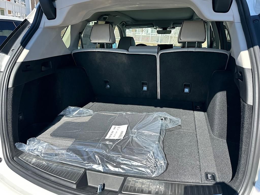 New 2026 Acura RDX SH-AWD w/ Advance Package image 6