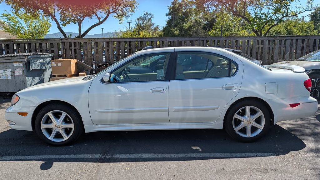 Used 2004 INFINITI I35 FWD image 2