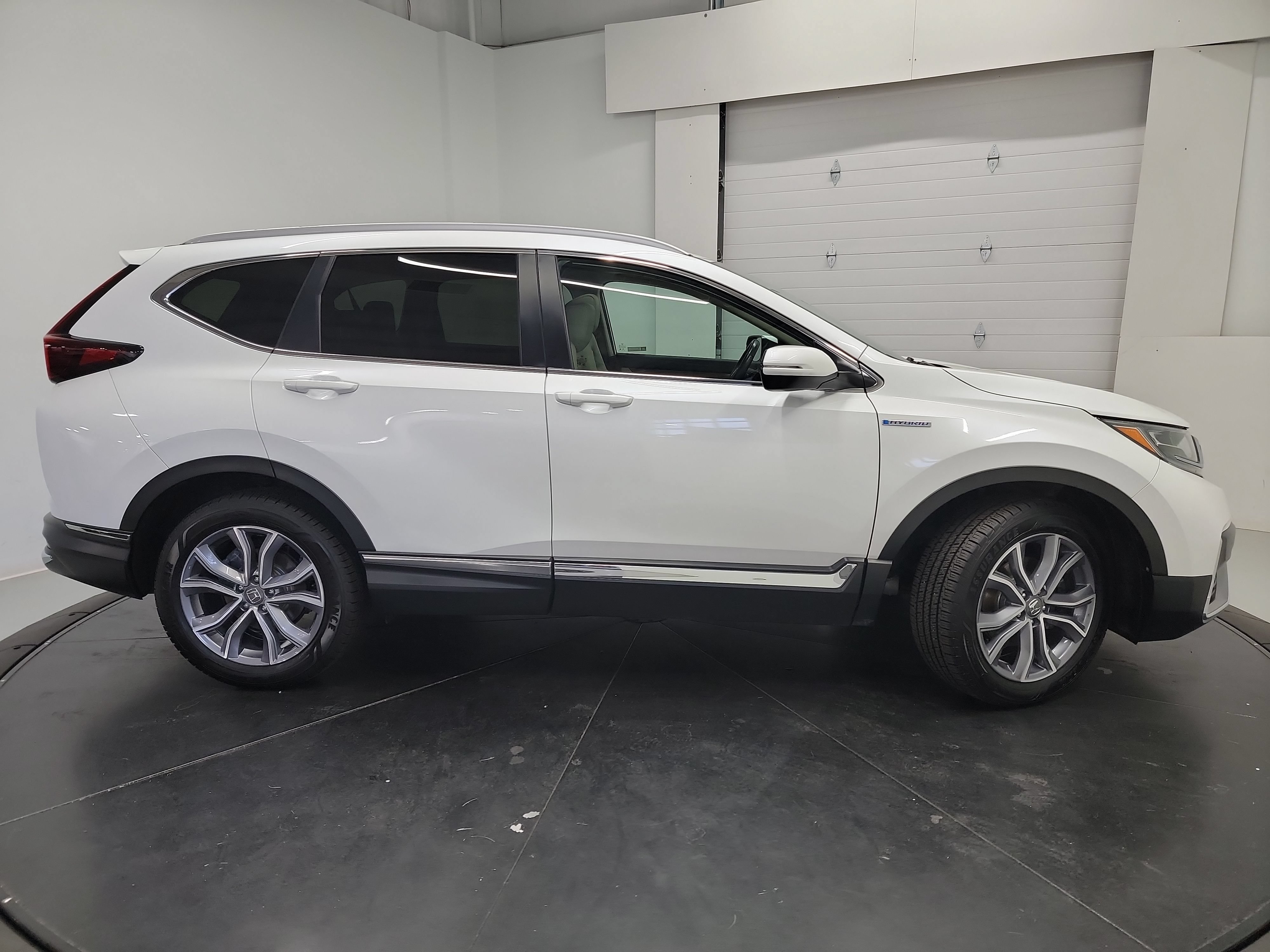 Used 2021 Honda CR-V Touring image 11