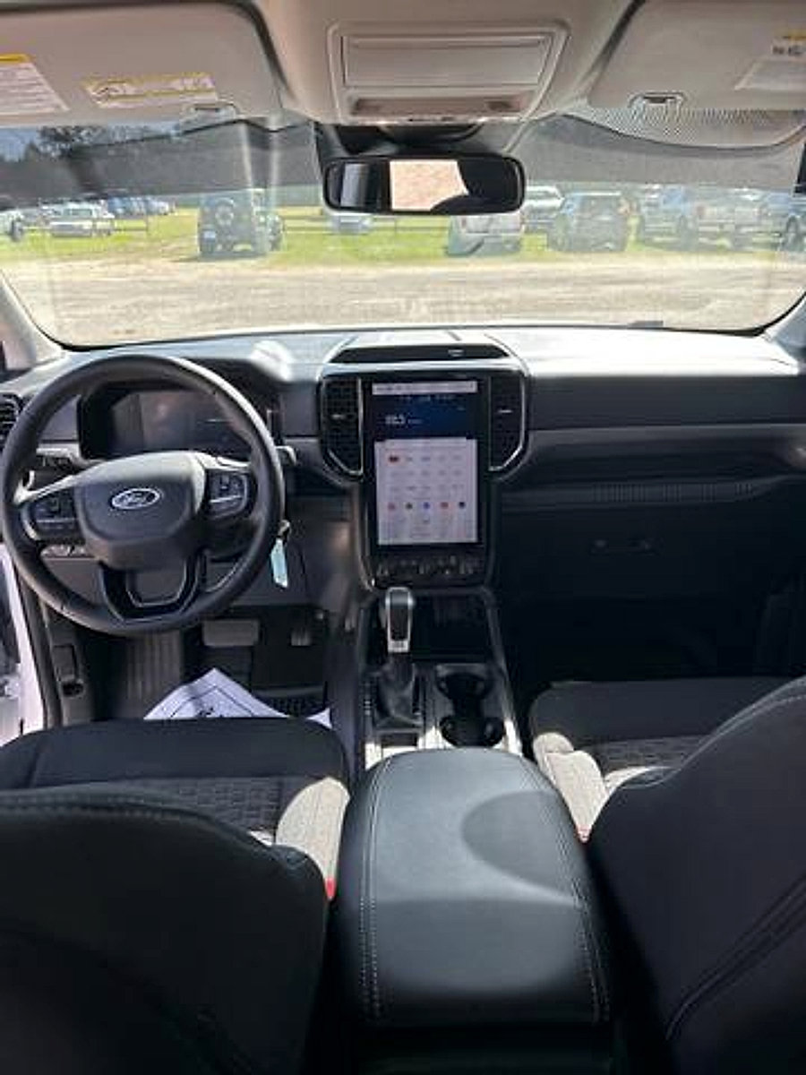 Used 2024 Ford Ranger XLT w/ FX4 Off-Road Package image 30