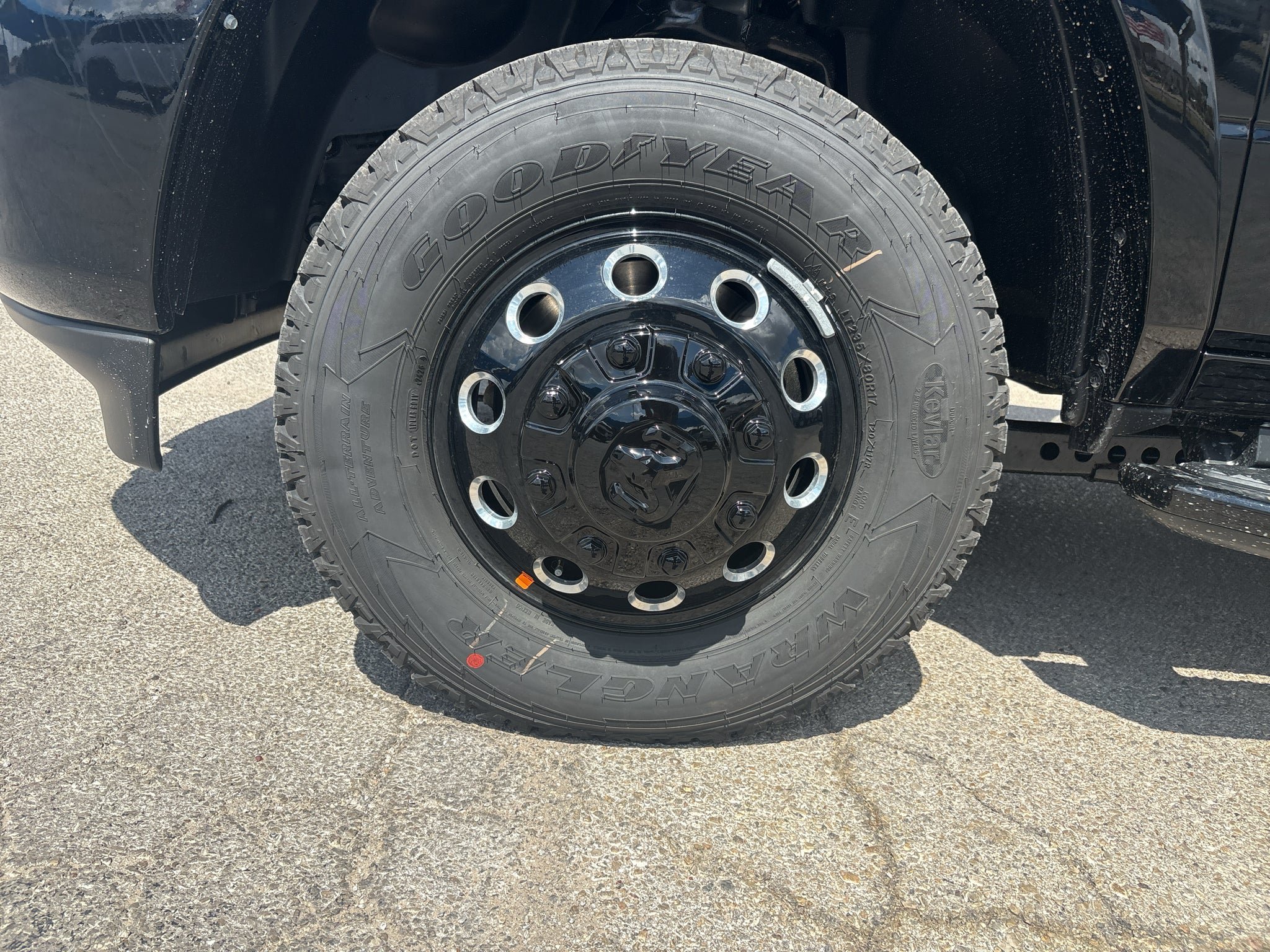 New 2027 RAM 3500 Laramie w/ Night Edition AWD/4WD image 12