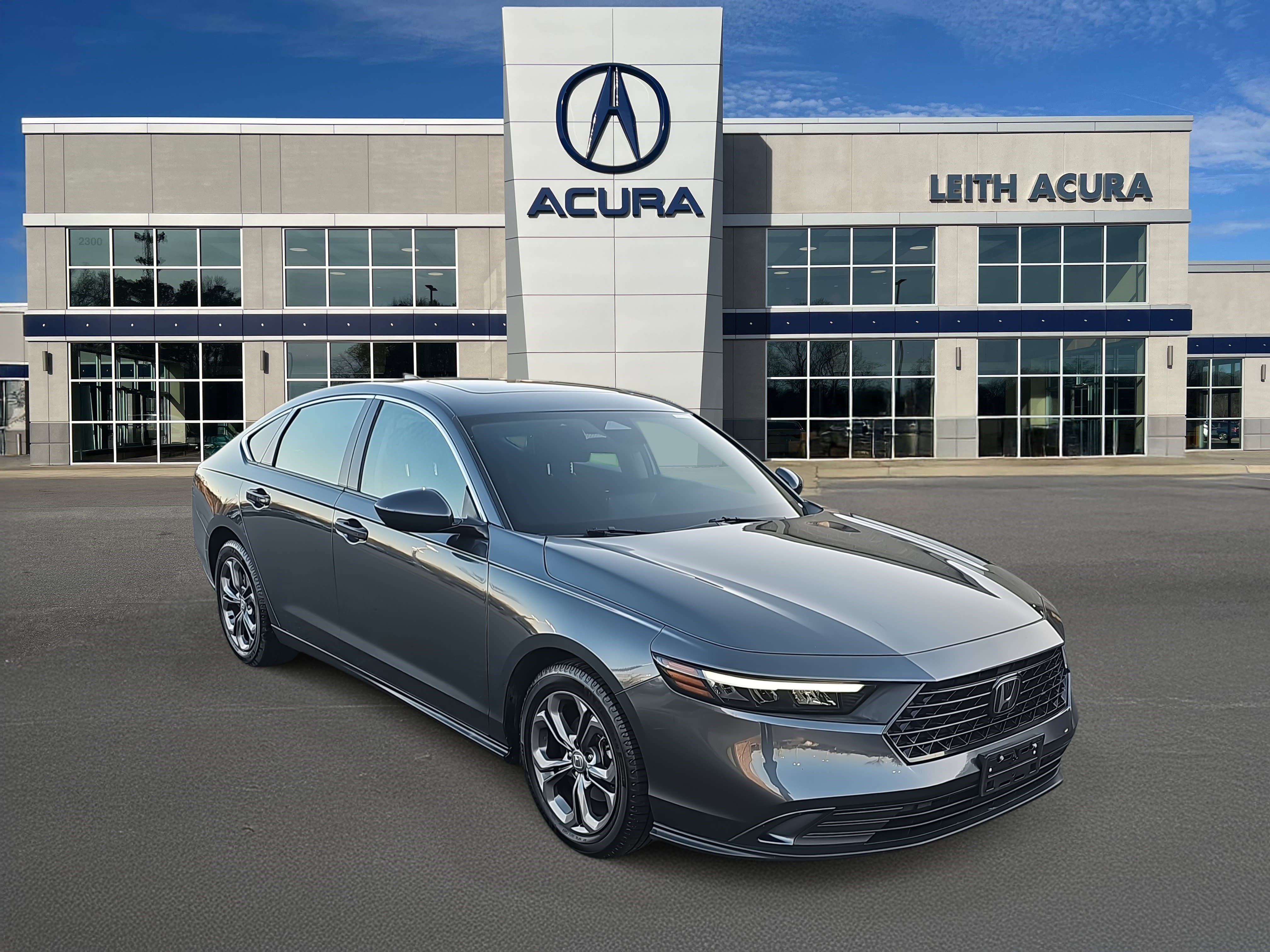 Used 2023 Honda Accord EX video 1