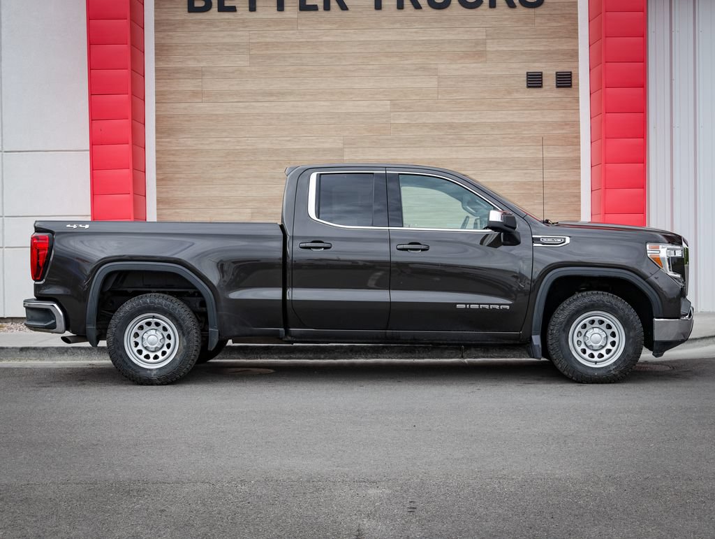 Used 2021 GMC Sierra 1500 SLE w/ Remote Start Package AWD/4WD image 2