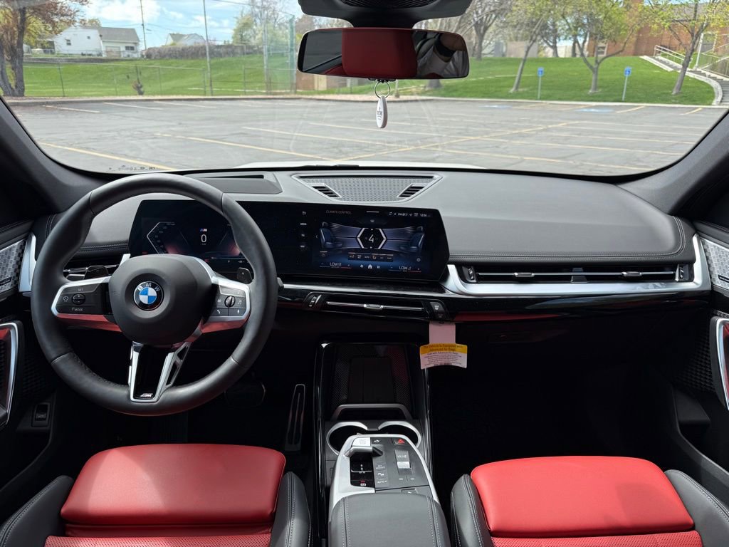 Used 2025 BMW X1 xDrive28i w/ Premium Package image 12