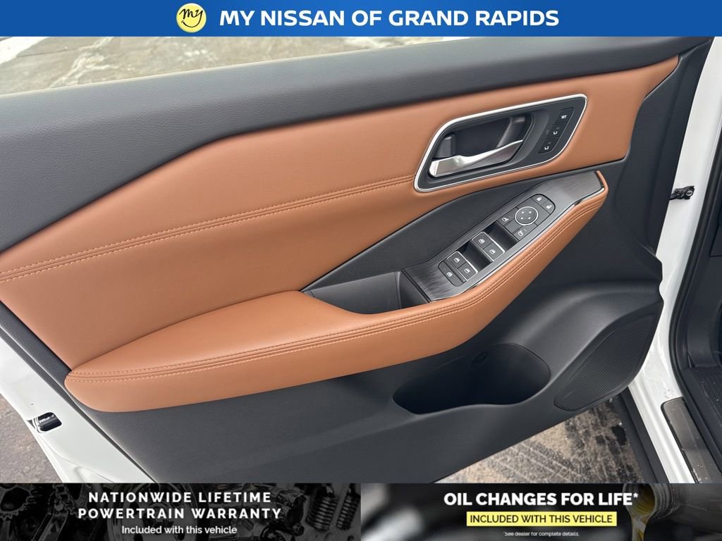 New 2026 Nissan Rogue Platinum w/ Platinum Premium Package image 17