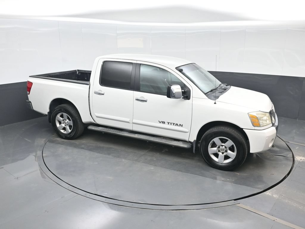 Used 2005 Nissan Titan SE w/ (T01) Tow Pkg AWD/4WD image 24