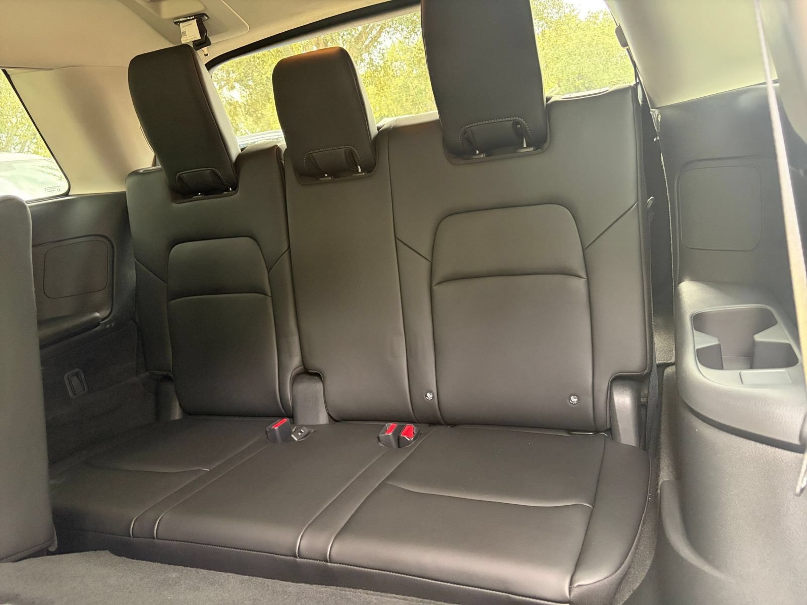 Used 2026 Nissan Pathfinder SL FWD image 30