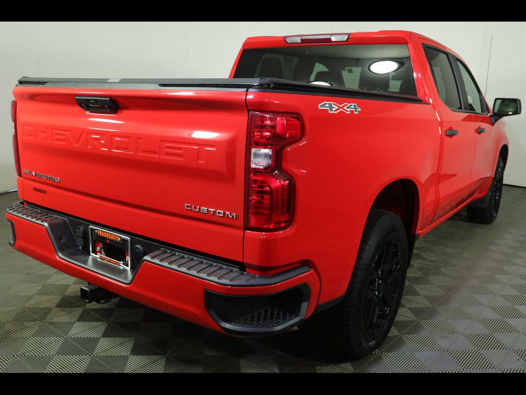 Used 2022 Chevrolet Silverado 1500 Custom image 16