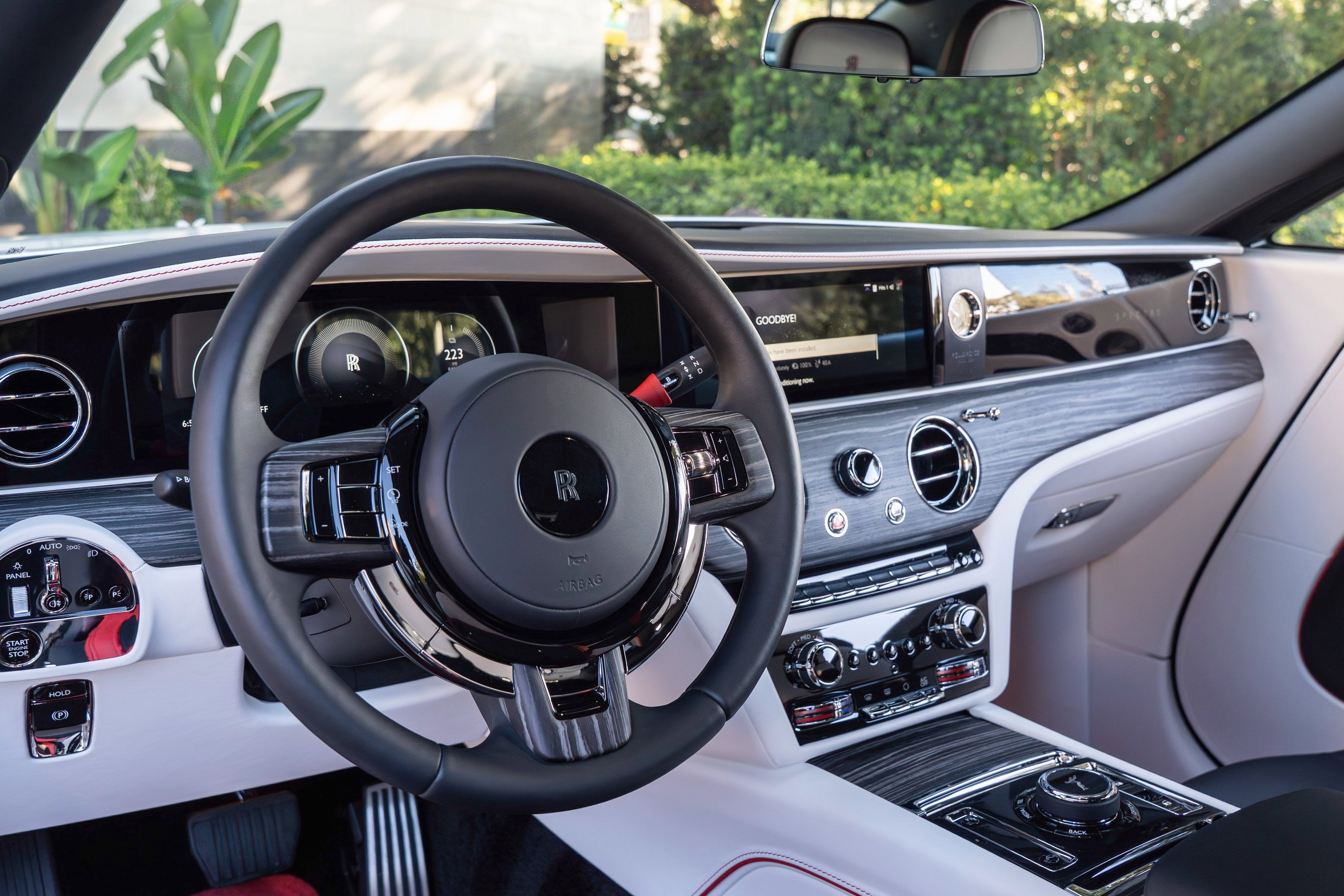 Certified 2025 Rolls-Royce Spectre w/ Spectre Launch Package image 25