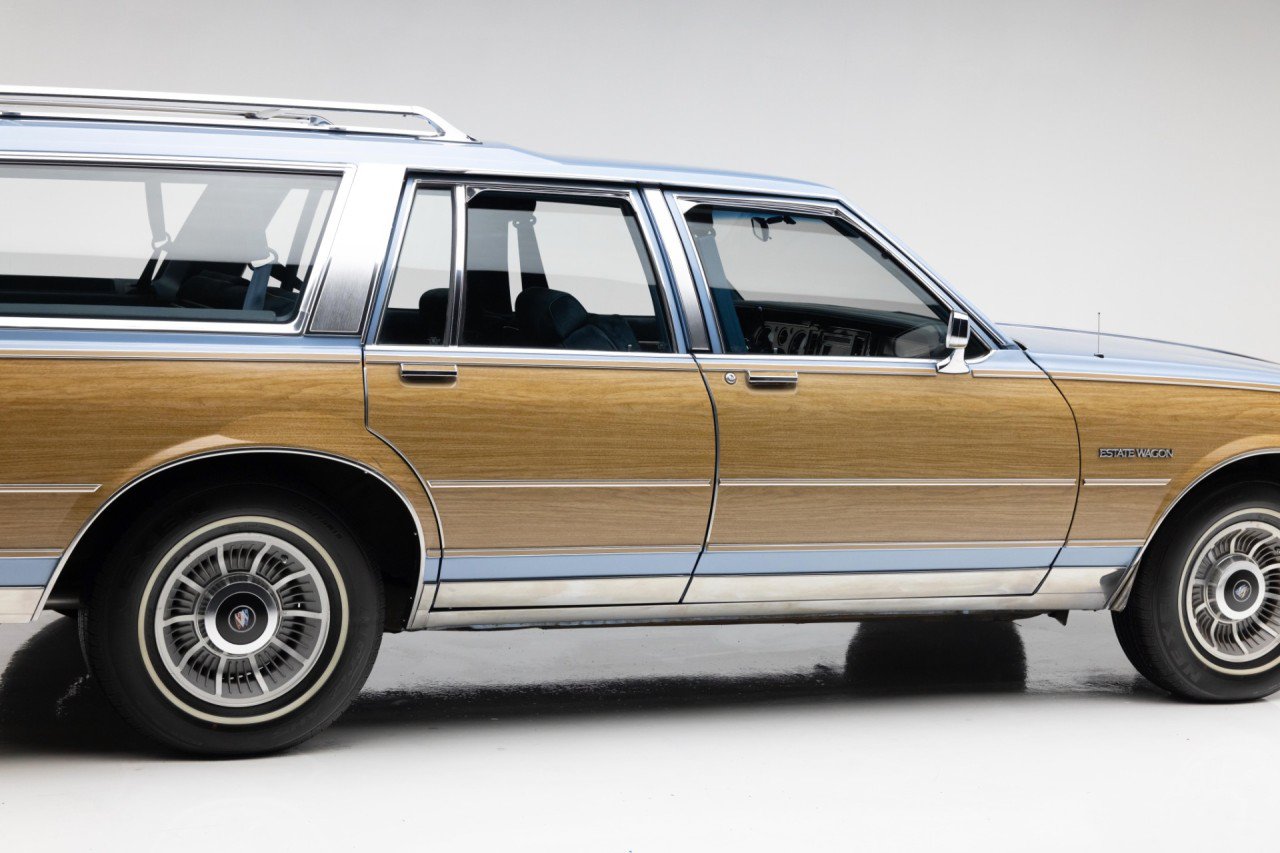 Used 1990 Buick Le Sabre Estate RWD image 33