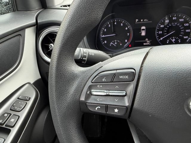 Used 2023 Hyundai Kona SEL AWD/4WD image 10