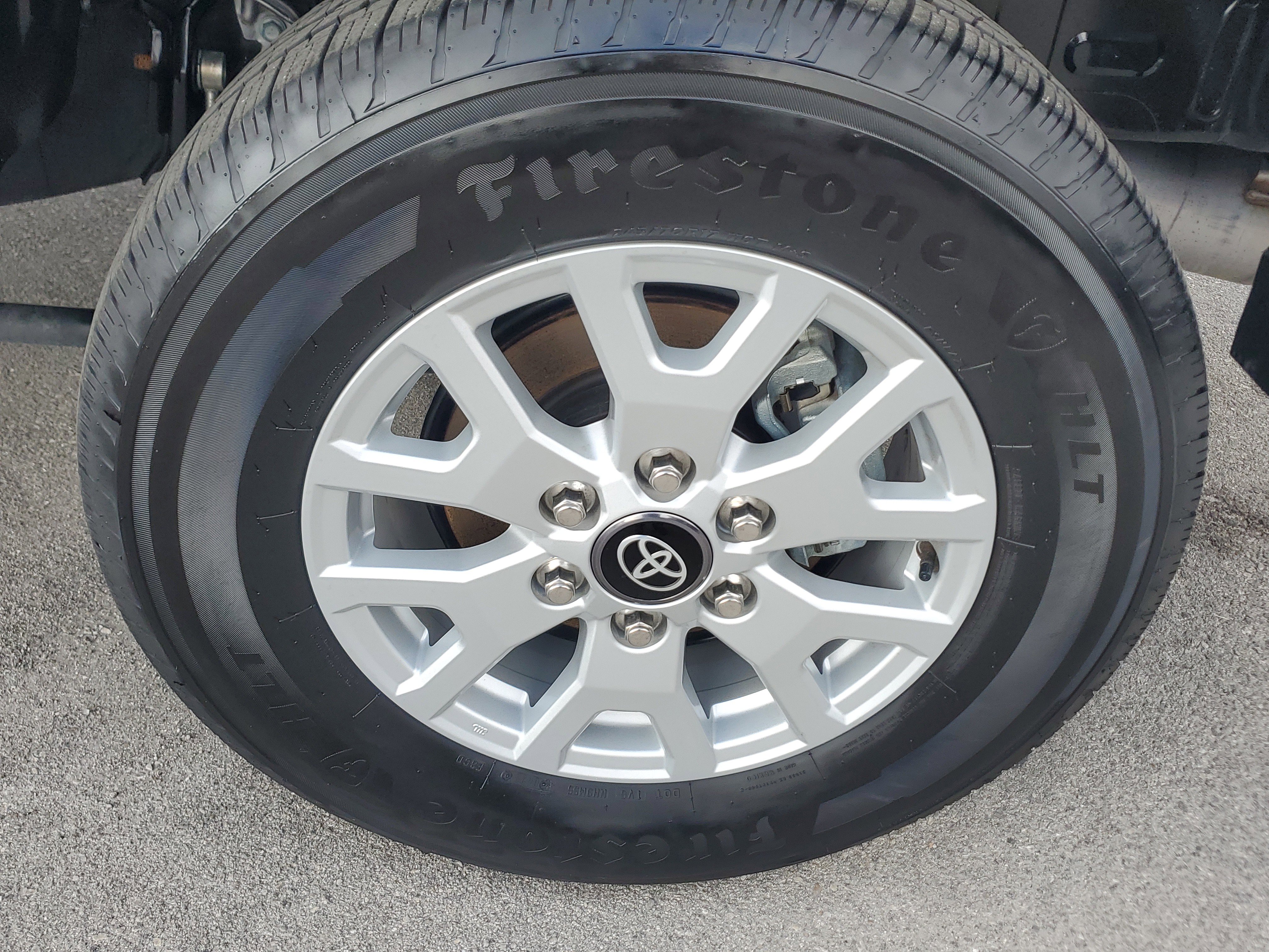 Used 2025 Toyota Tacoma SR5 RWD image 26