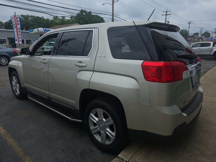 Used 2015 GMC Terrain SLE AWD/4WD image 4
