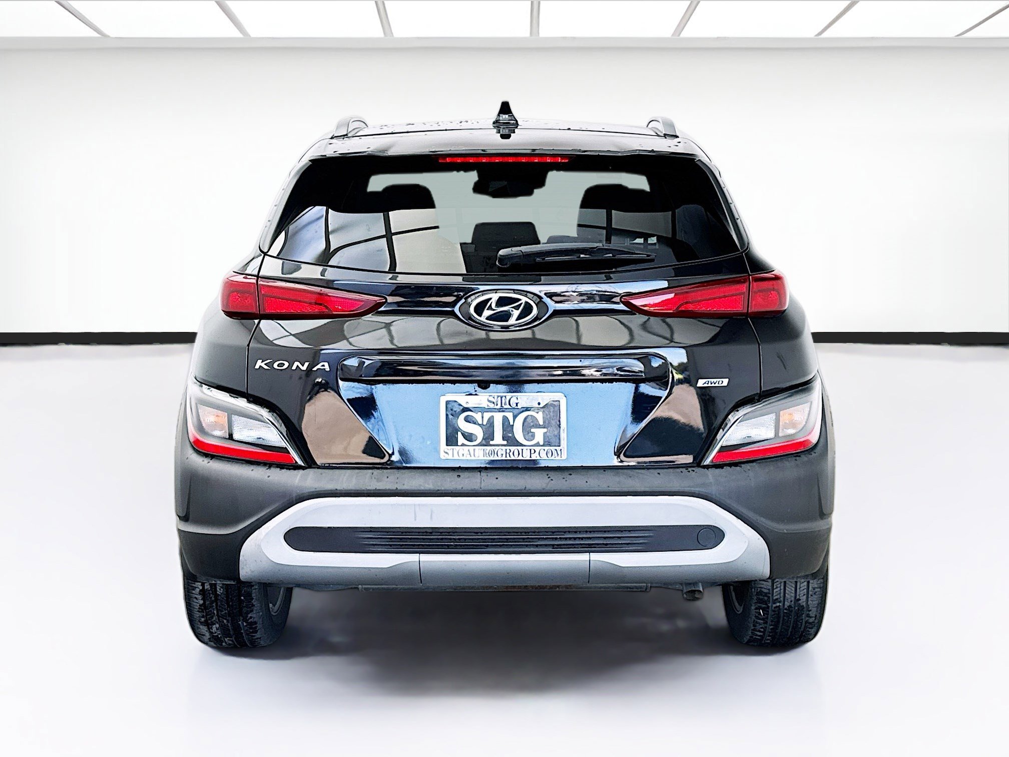 Used 2023 Hyundai Kona SEL AWD/4WD image 5
