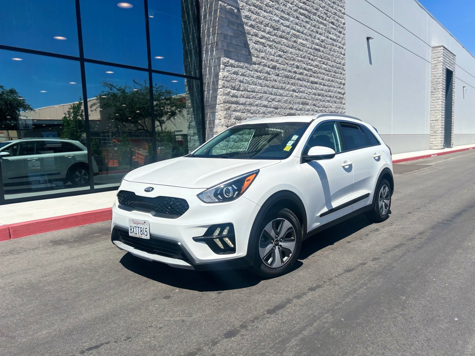 Used 2021 Kia Niro LX FWD image 10