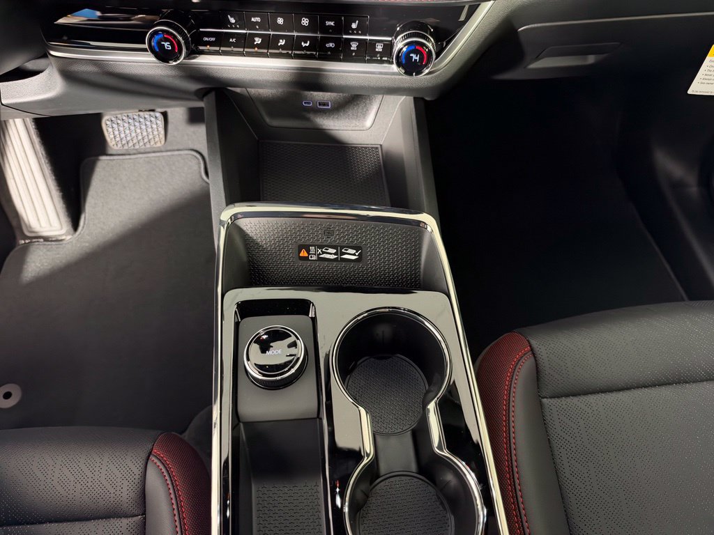 New 2027 Chevrolet Equinox RS FWD image 18