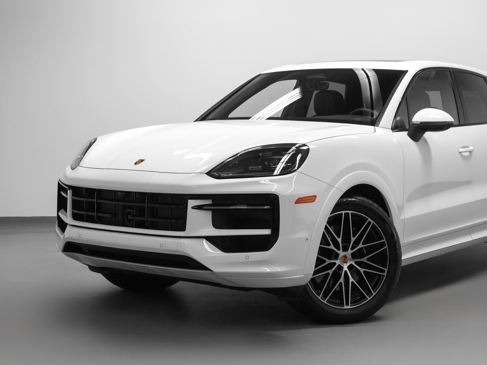 Certified 2026 Porsche Cayenne AWD/4WD image 7