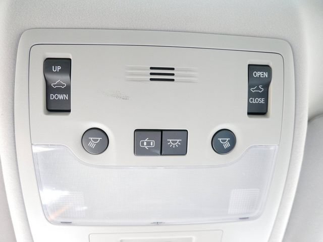 Used 2013 Lexus ES 300h w/ Luxury Pkg FWD image 25