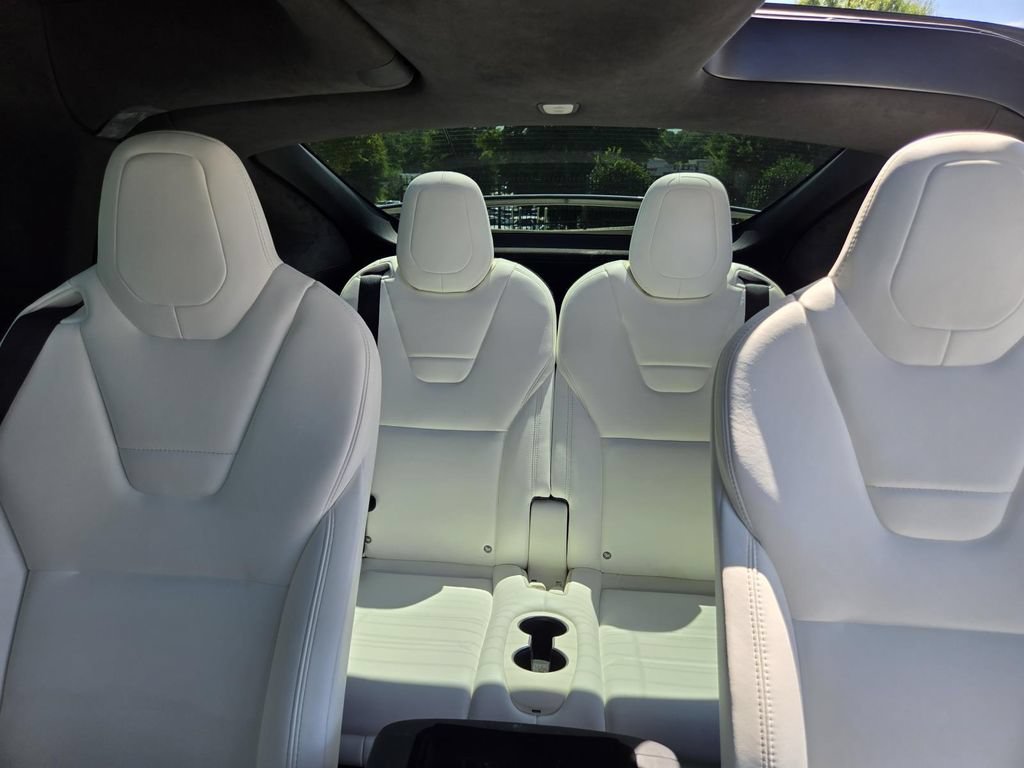 Used 2017 Tesla Model X 75D AWD/4WD image 15