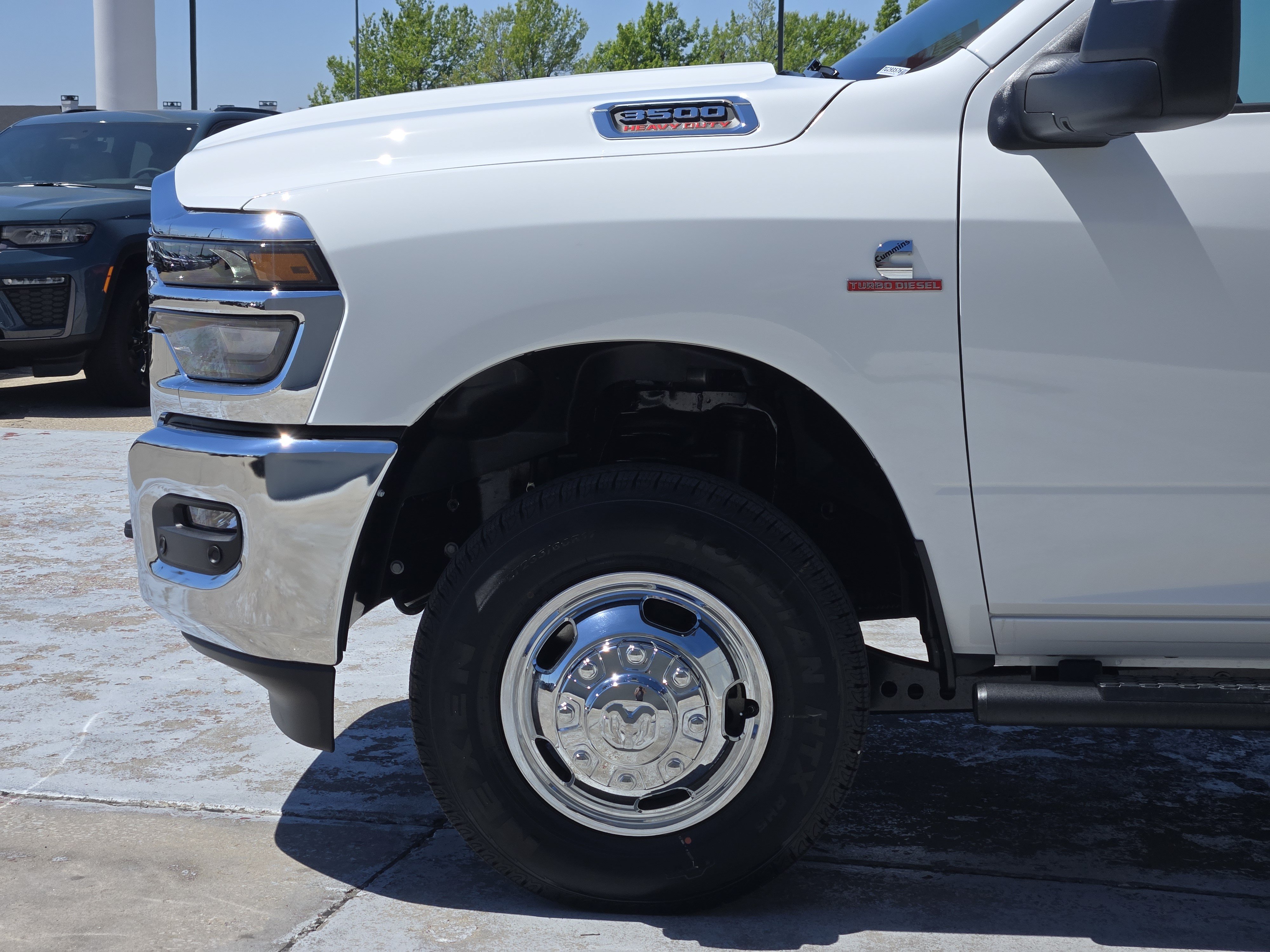 New 2026 RAM 3500 Tradesman AWD/4WD image 5