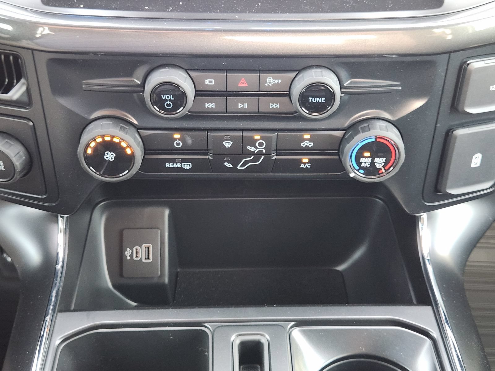 New 2026 Ford F150 STX w/ Equipment Group 200A RWD image 18