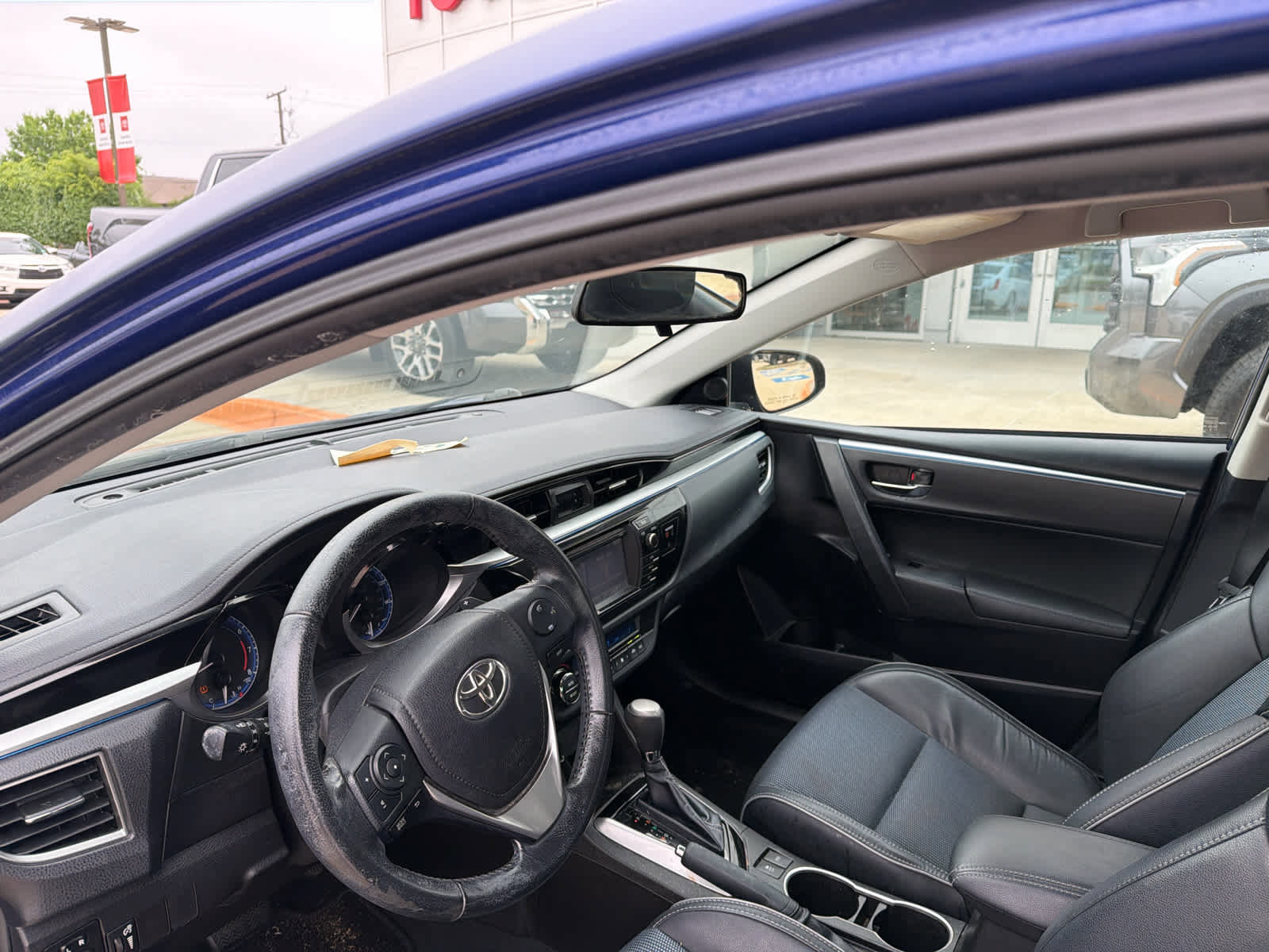 Used 2014 Toyota Corolla S FWD image 23