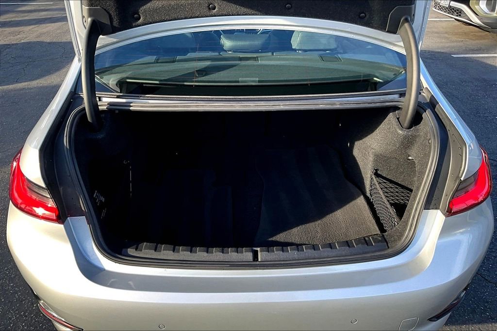 Used 2019 BMW 330i Sedan w/ Convenience Package image 22