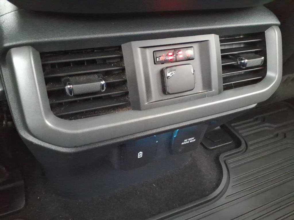 Used 2021 Ford F150 Lariat w/ Equipment Group 502A High image 7