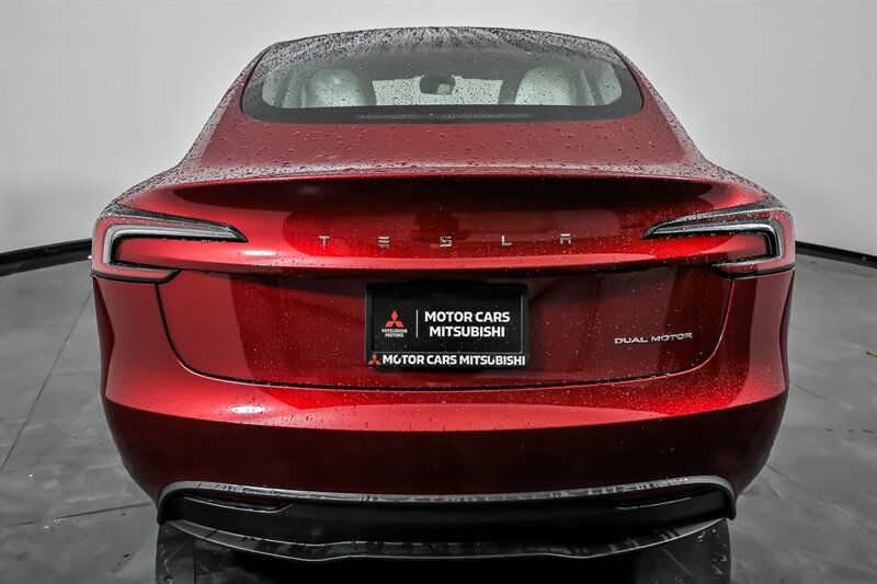 Used 2025 Tesla Model 3 Long Range AWD/4WD image 9
