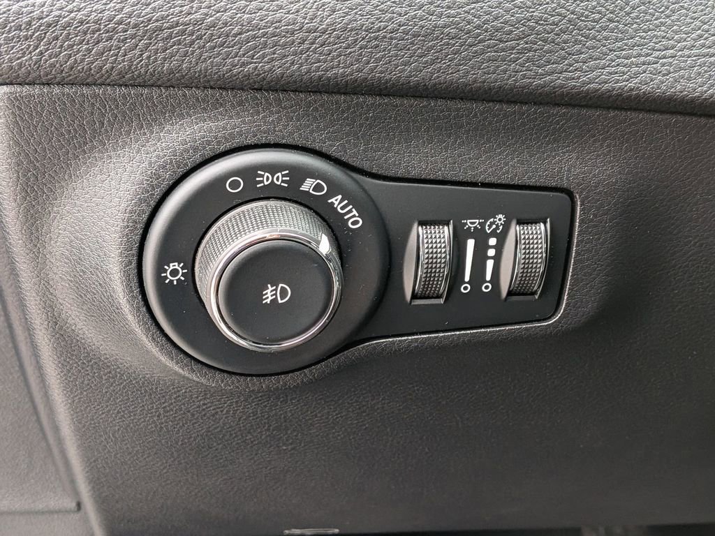 Certified 2018 Jeep Compass Limited image 14