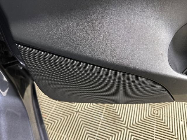 Used 2023 Tesla Model 3 Standard Range image 26