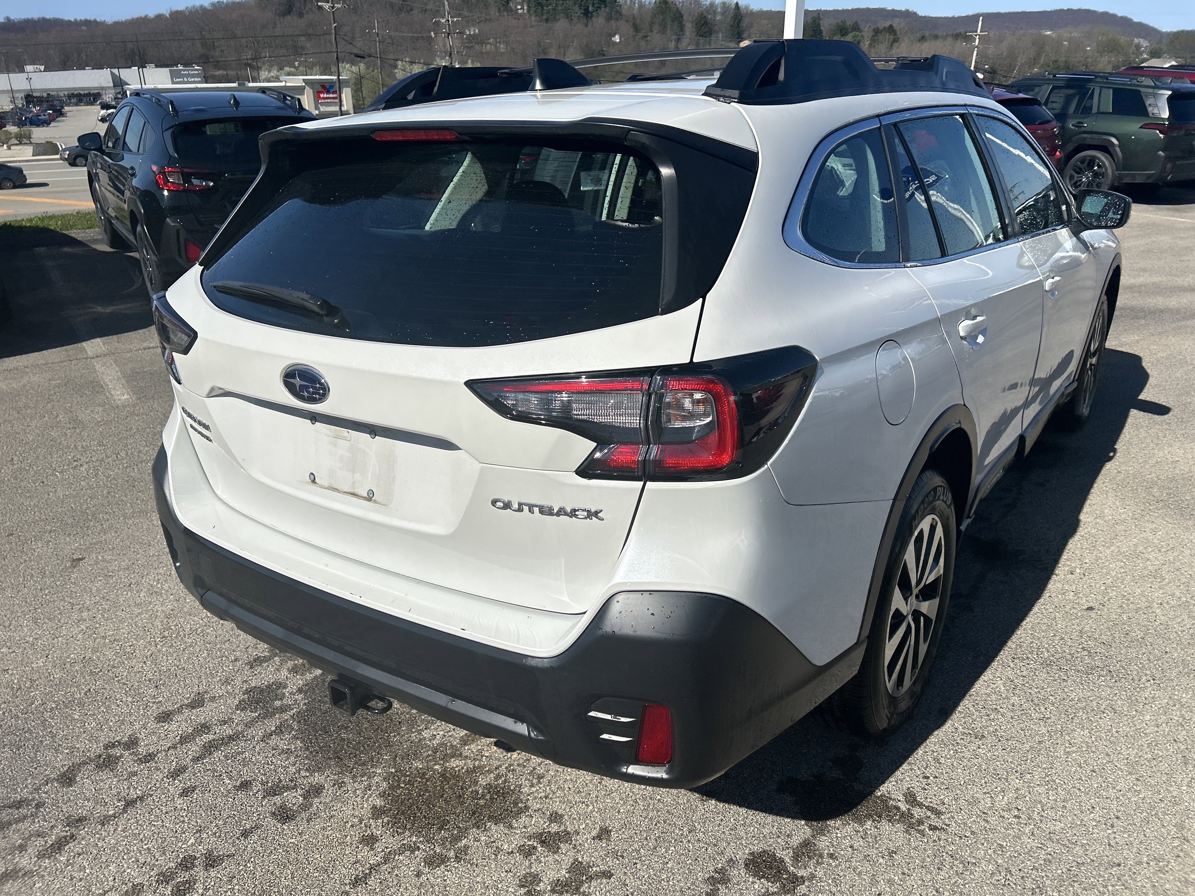 Used 2021 Subaru Outback 2.5i AWD/4WD image 8