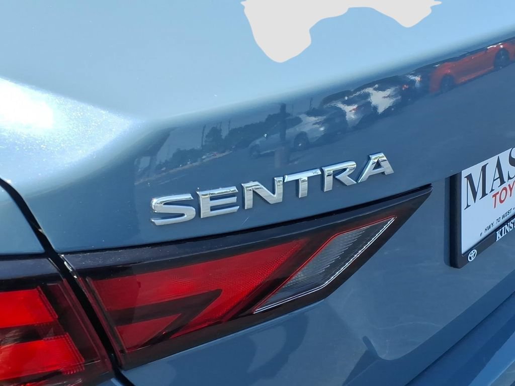 Used 2024 Nissan Sentra SV FWD image 9