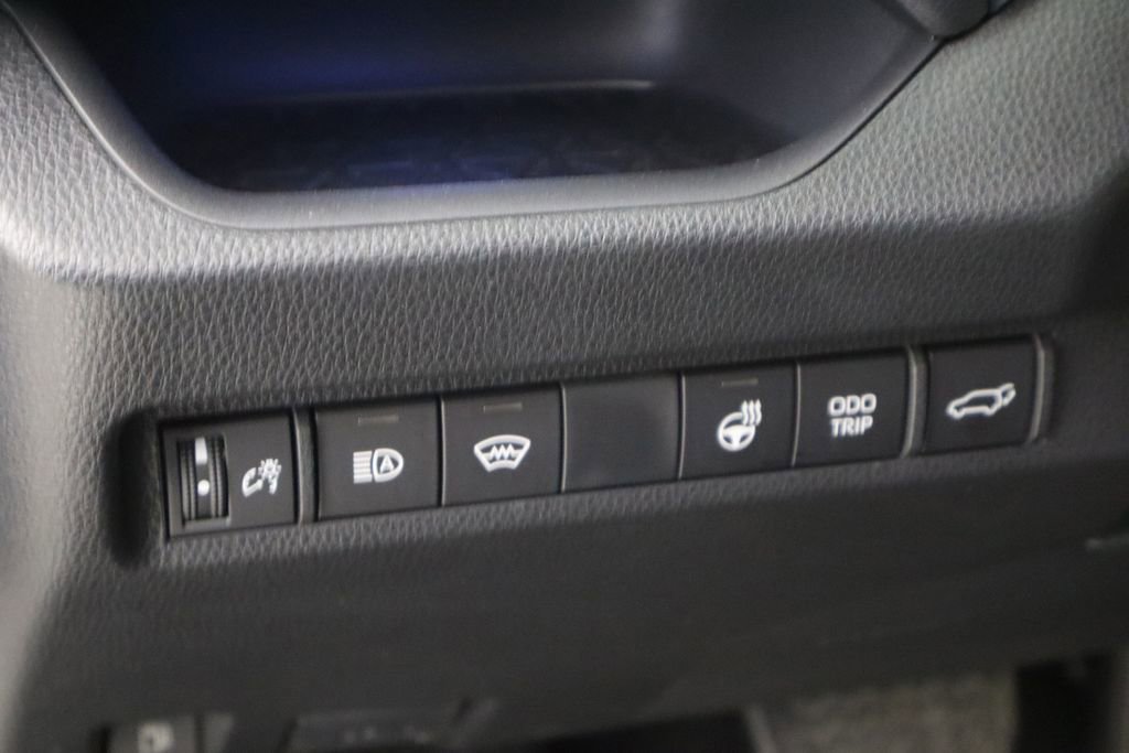 Used 2025 Toyota RAV4 XSE w/ Weather Package AWD/4WD image 22