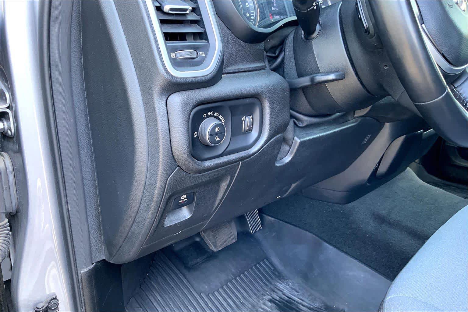 Used 2022 RAM 1500 Big Horn RWD image 33
