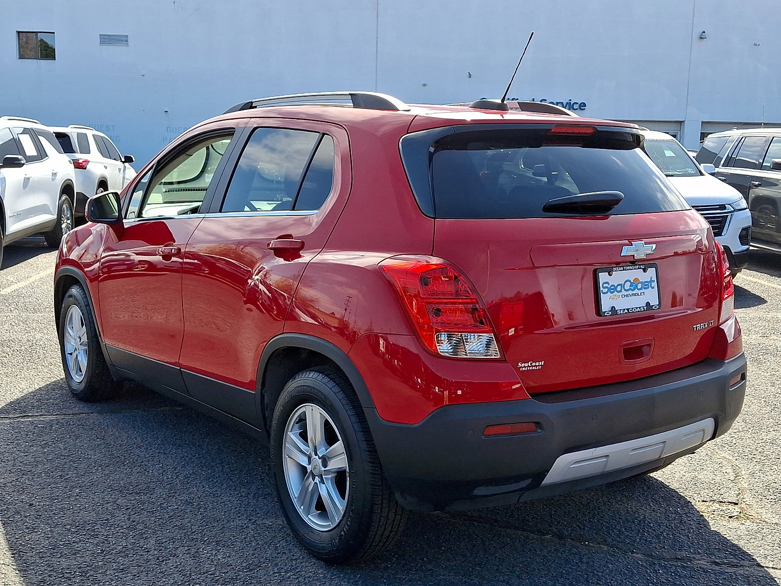 Used 2016 Chevrolet Trax LT w/ LT Sun and Sound Package image 5