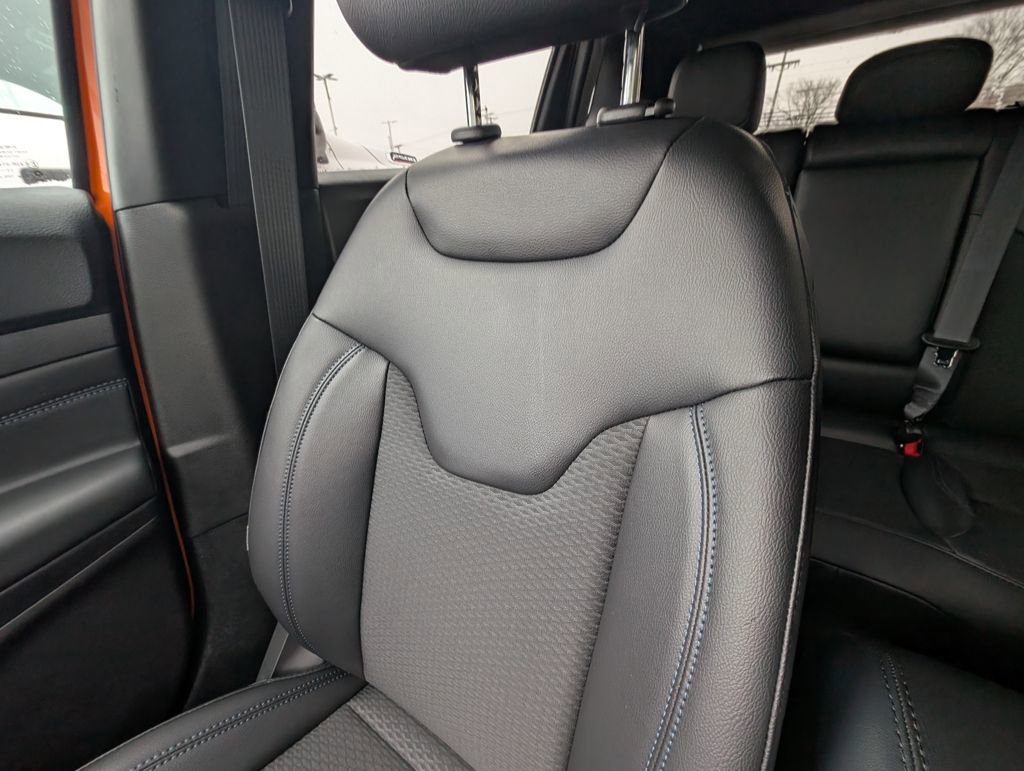 New 2026 Jeep Compass Latitude image 13