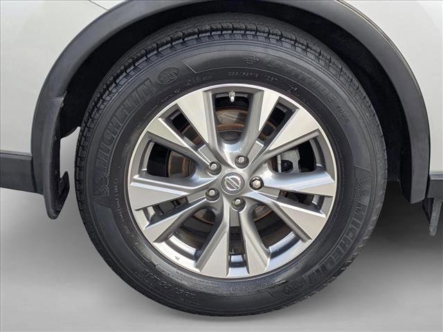 Used 2018 Nissan Murano SV w/ Cargo Package image 23