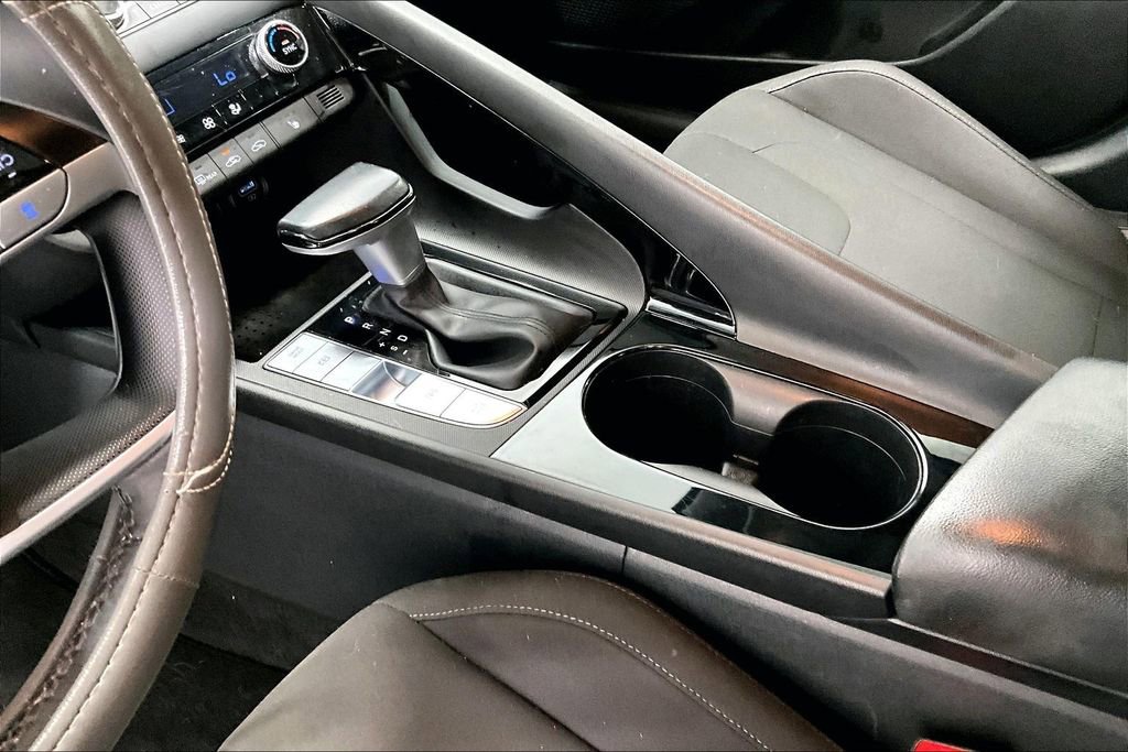 Used 2023 Hyundai Elantra SEL w/ Convenience Package image 17