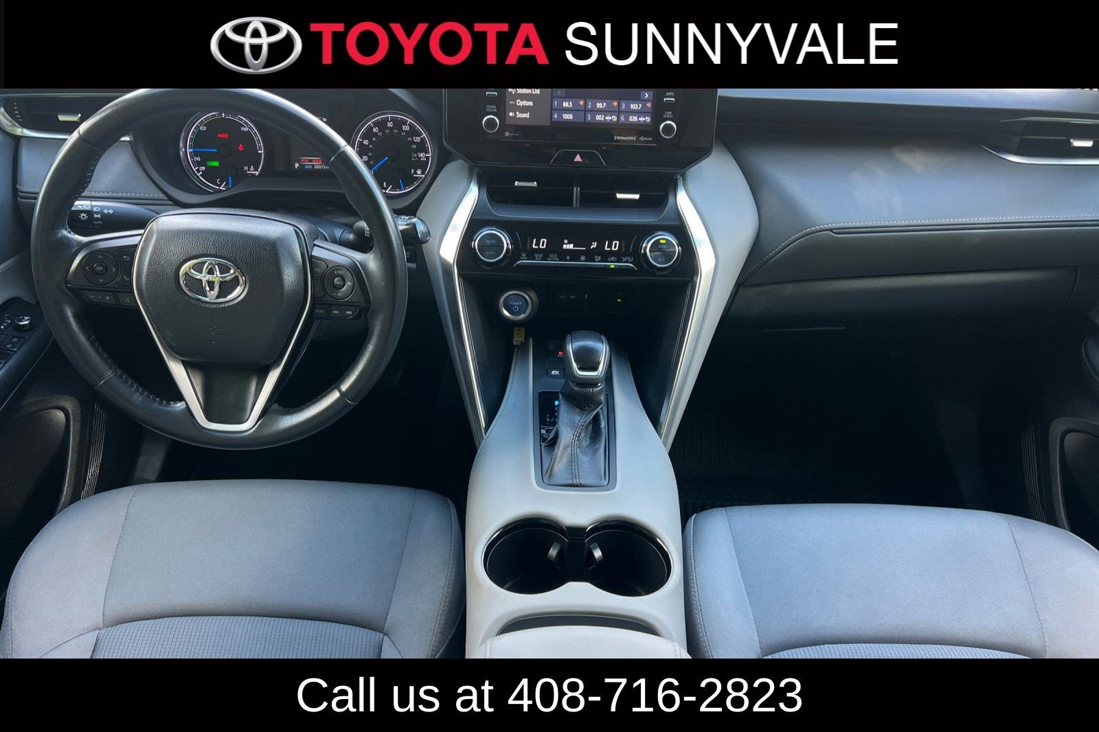 Certified 2022 Toyota Venza LE image 5