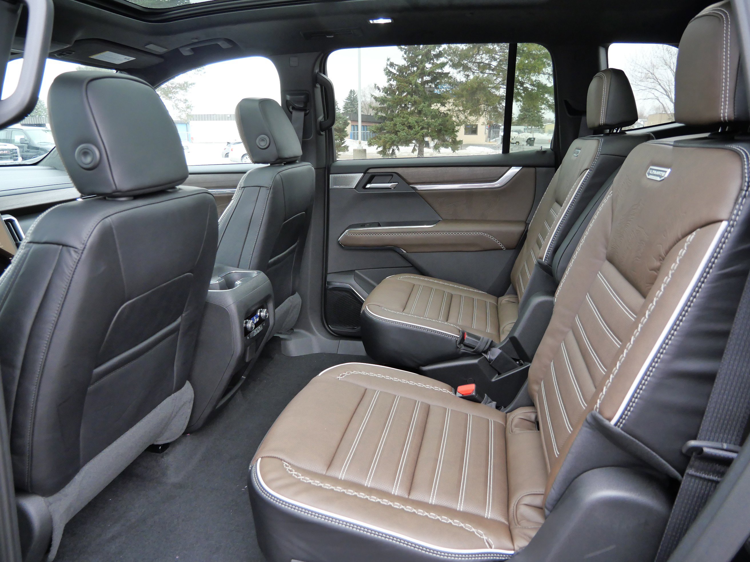 New 2026 GMC Acadia Denali Ultimate image 4