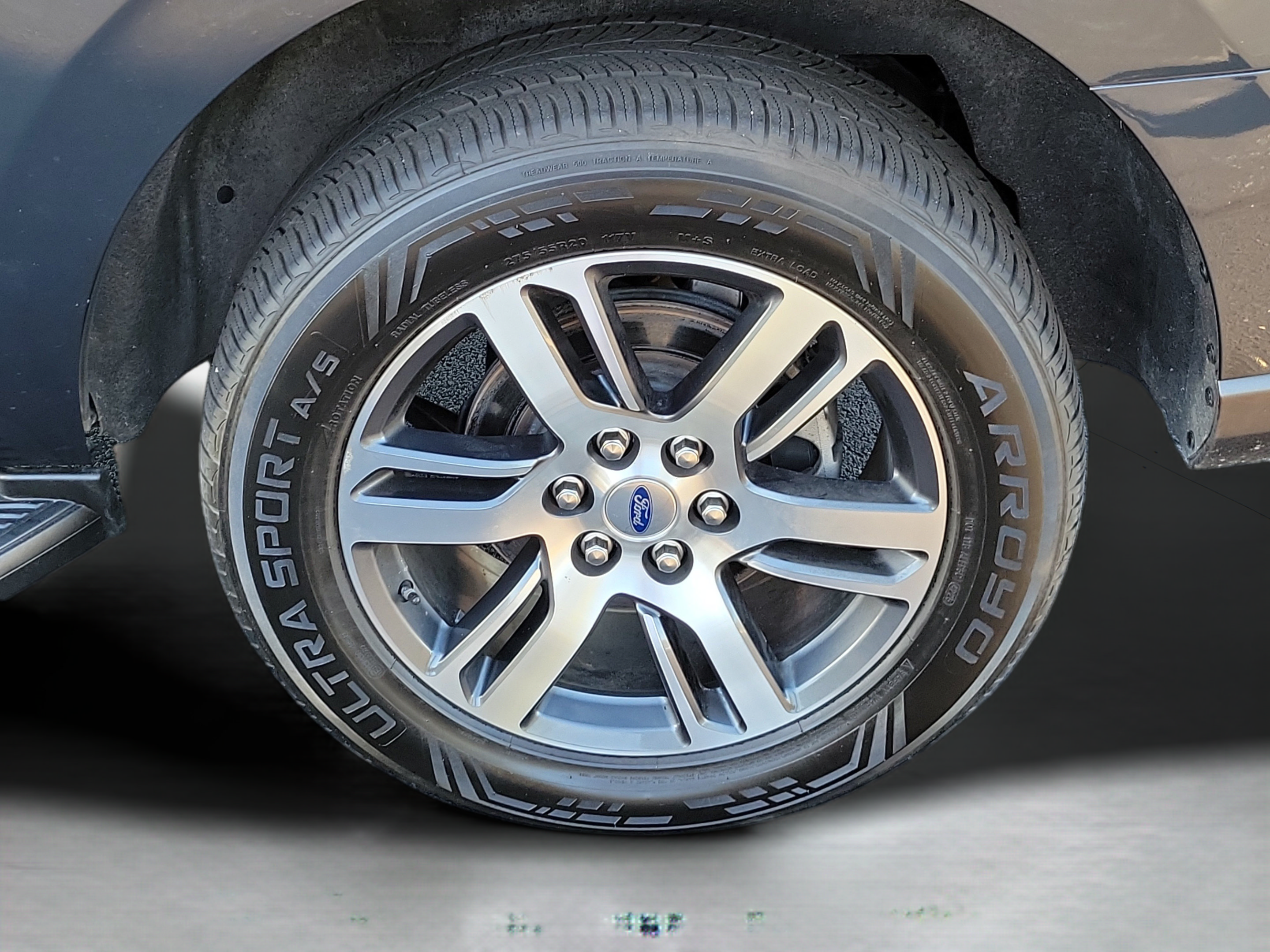 Used 2024 Ford Expedition Limited AWD/4WD image 35