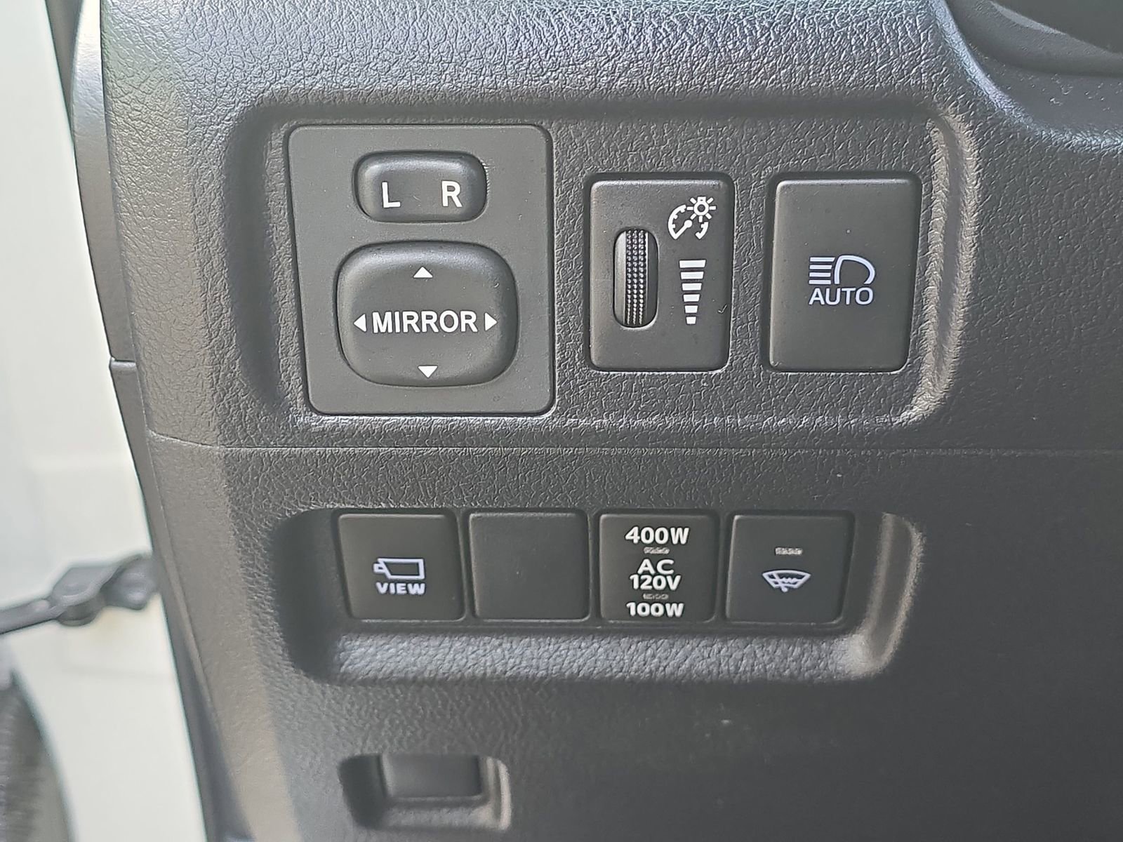 Used 2023 Toyota 4Runner Limited image 32