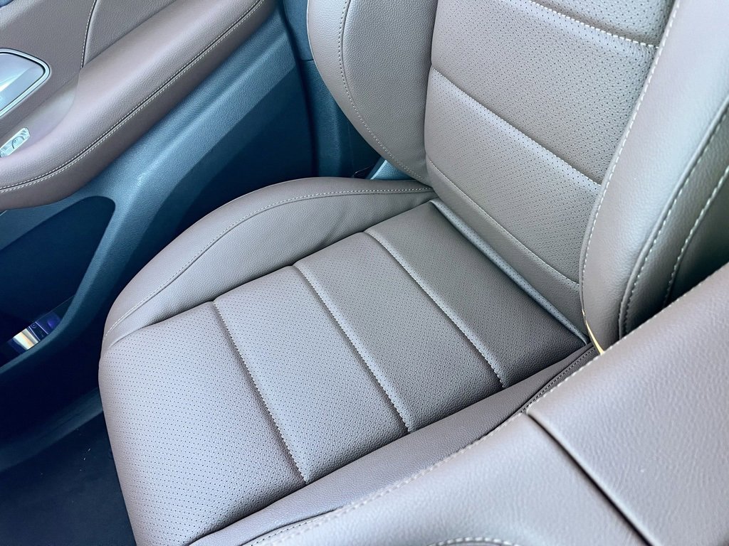 Used 2025 Mercedes-Benz GLE 450e 4MATIC image 40